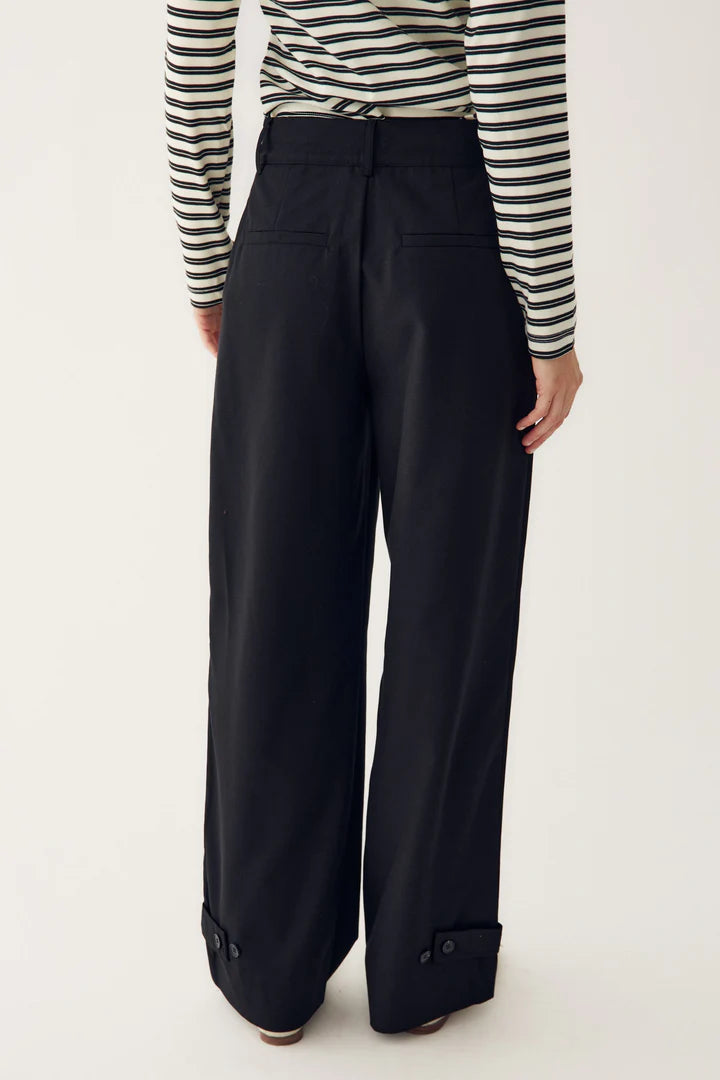 JOANN PANTS BLACK