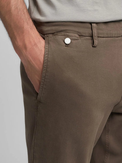 BENNI REGULAR-FIT CHINO JEANS BROWN