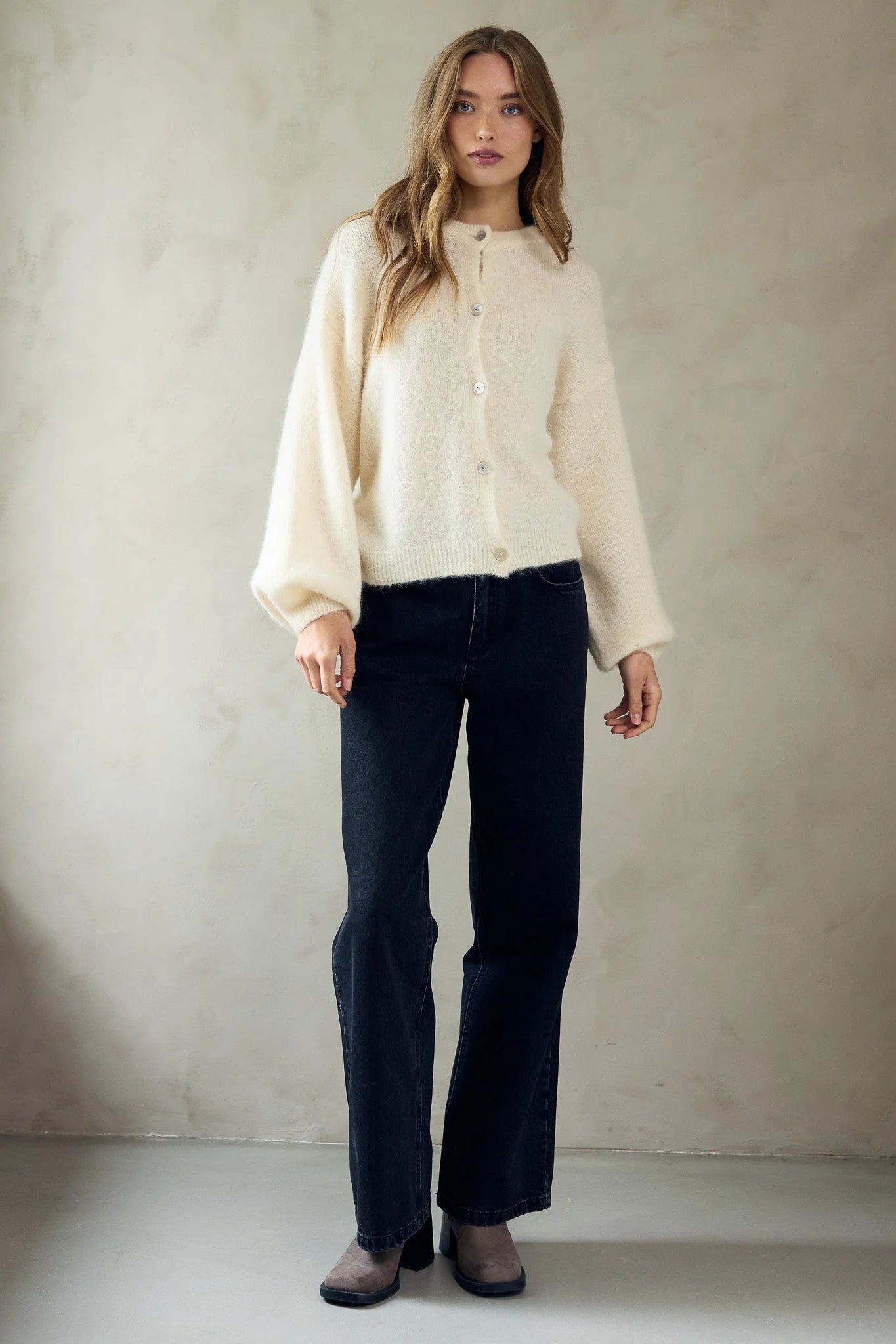 KAE KNIT CARDIGAN OYSTER