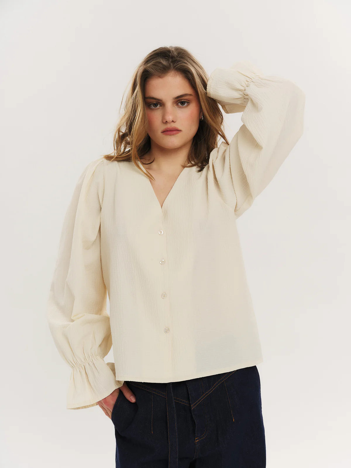 INDIANA LS BUTTON BLOUSE CREME