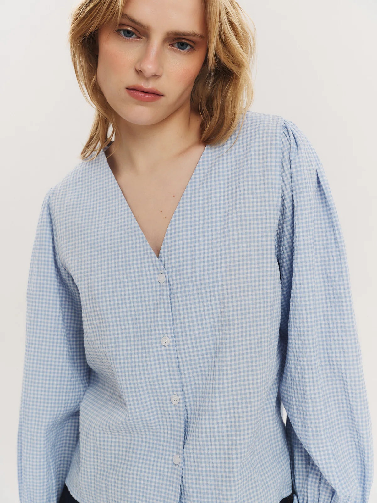 INDIANA LS BUTTON BLOUSE DUSTY BLUE