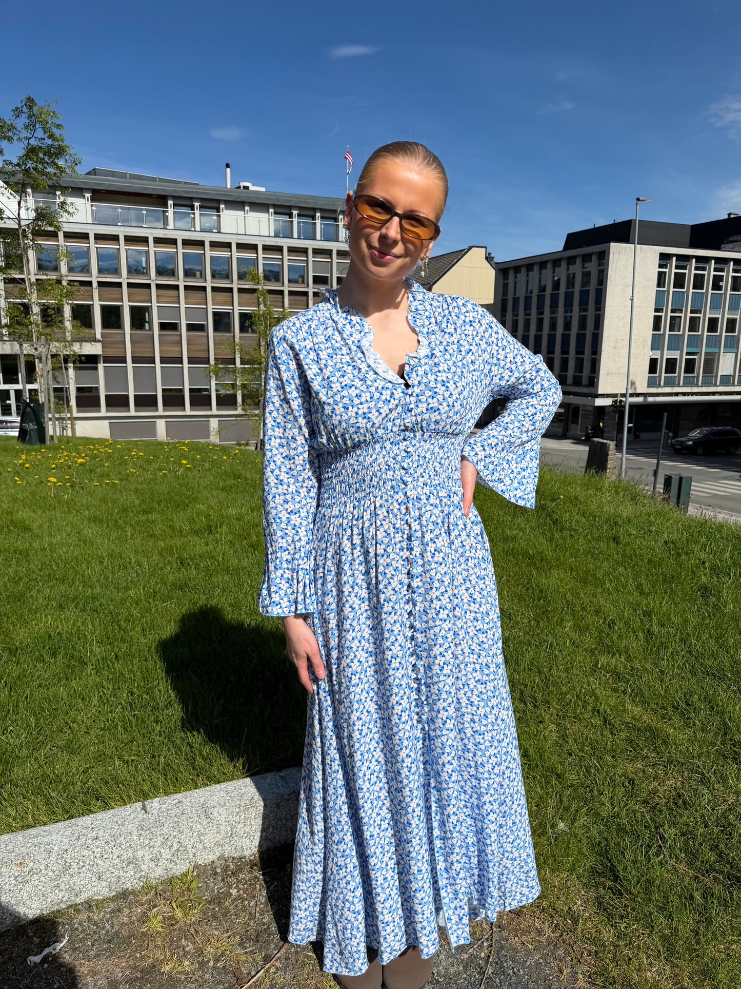 SALLY LONG DRESS BLUE WHITE