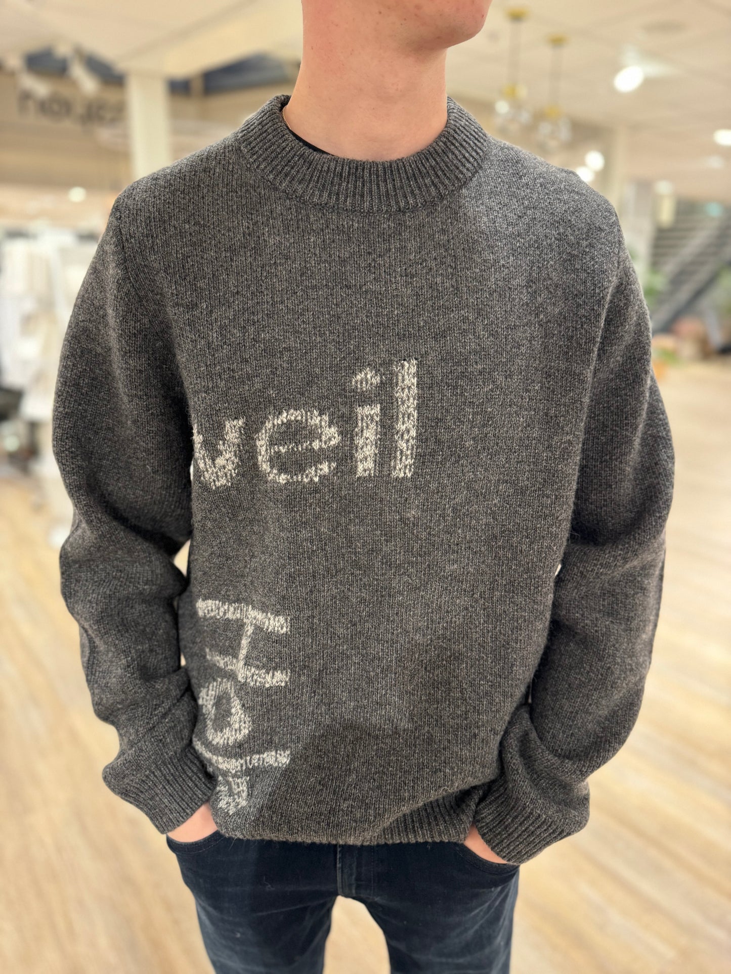 HAZA LOGO CREWNECK SWEATER