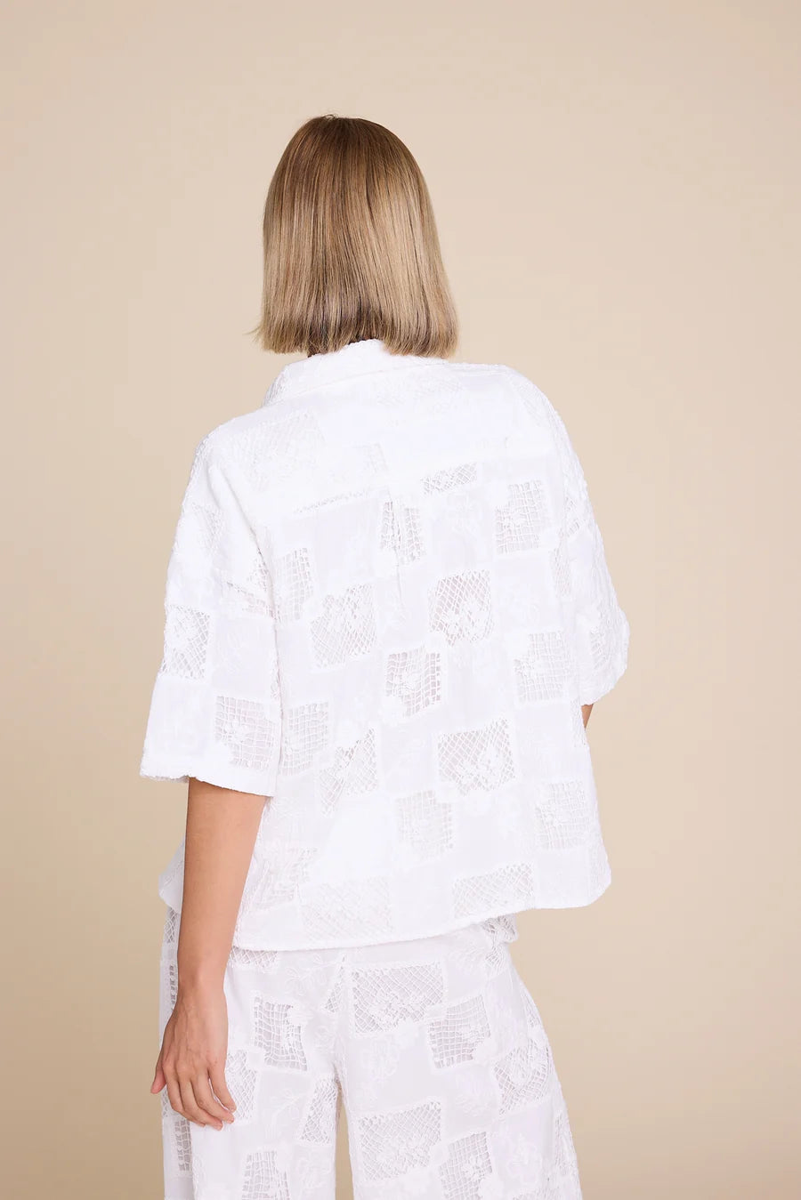 RESORT LACE TOP WHITE