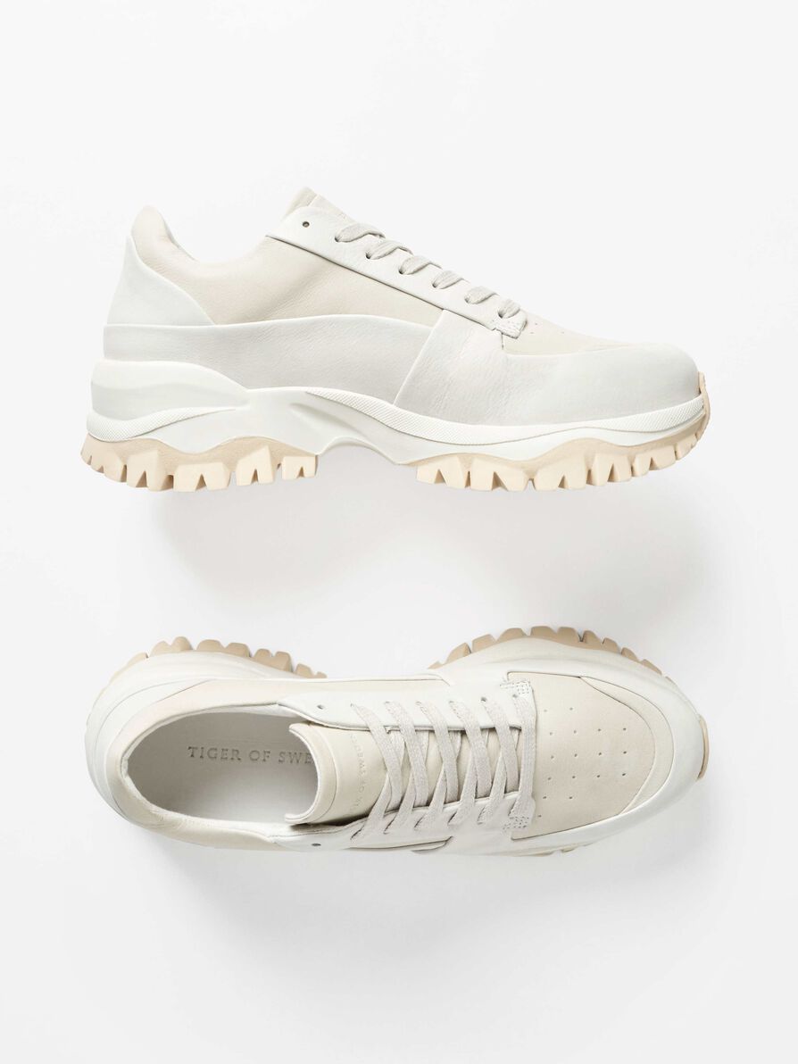 AFRA SNEAKER HVIT