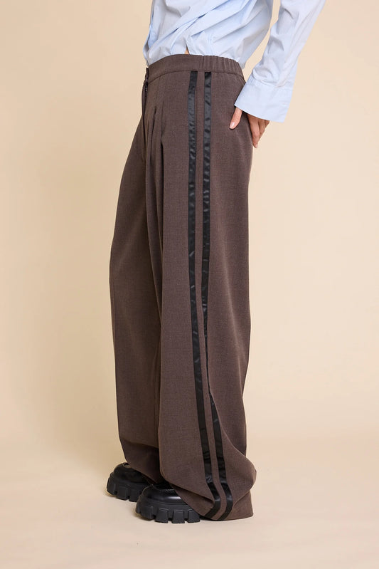 URSULA WOOL TROUSERS BROWN STRIPE
