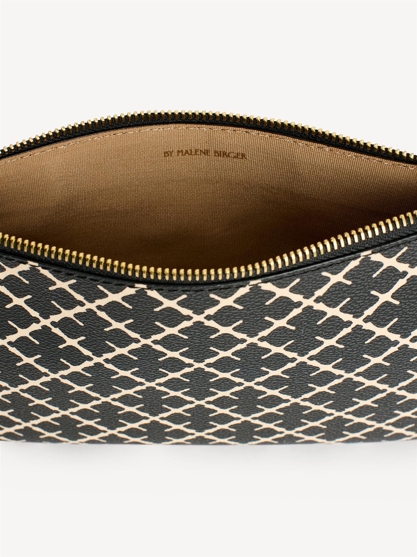 IVY CLUTCH