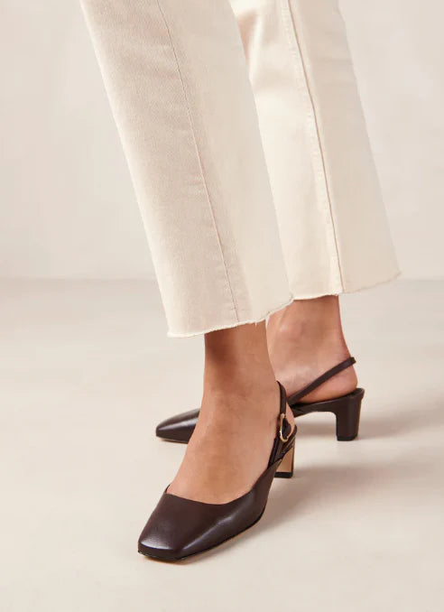 LINDY COFFEE BROWN LEATHER PUMPS