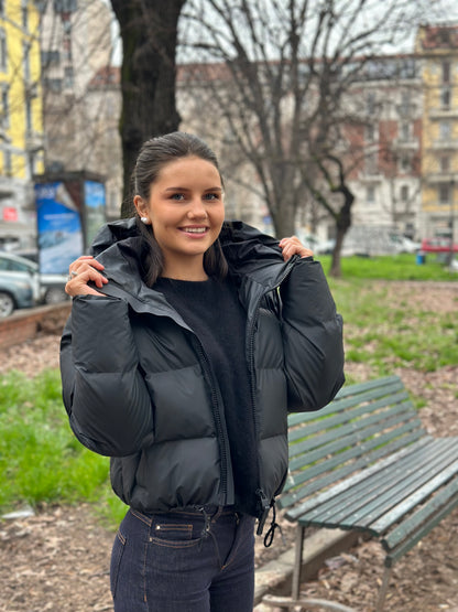 ALTA SHORT PUFFER JACKET W3T3 BLACK