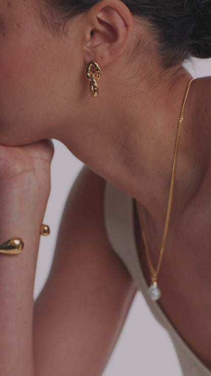 BOLDED DROPS BANGLE GOLD