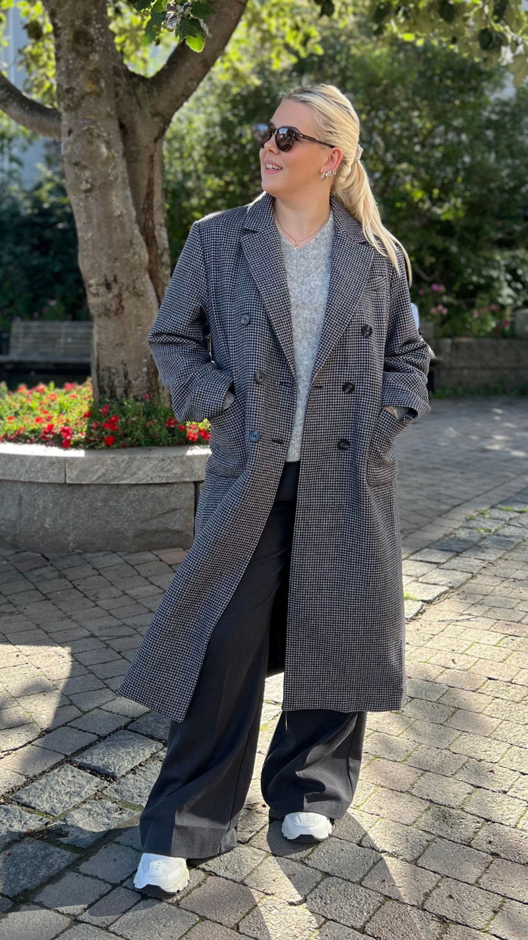Emma Coat Check