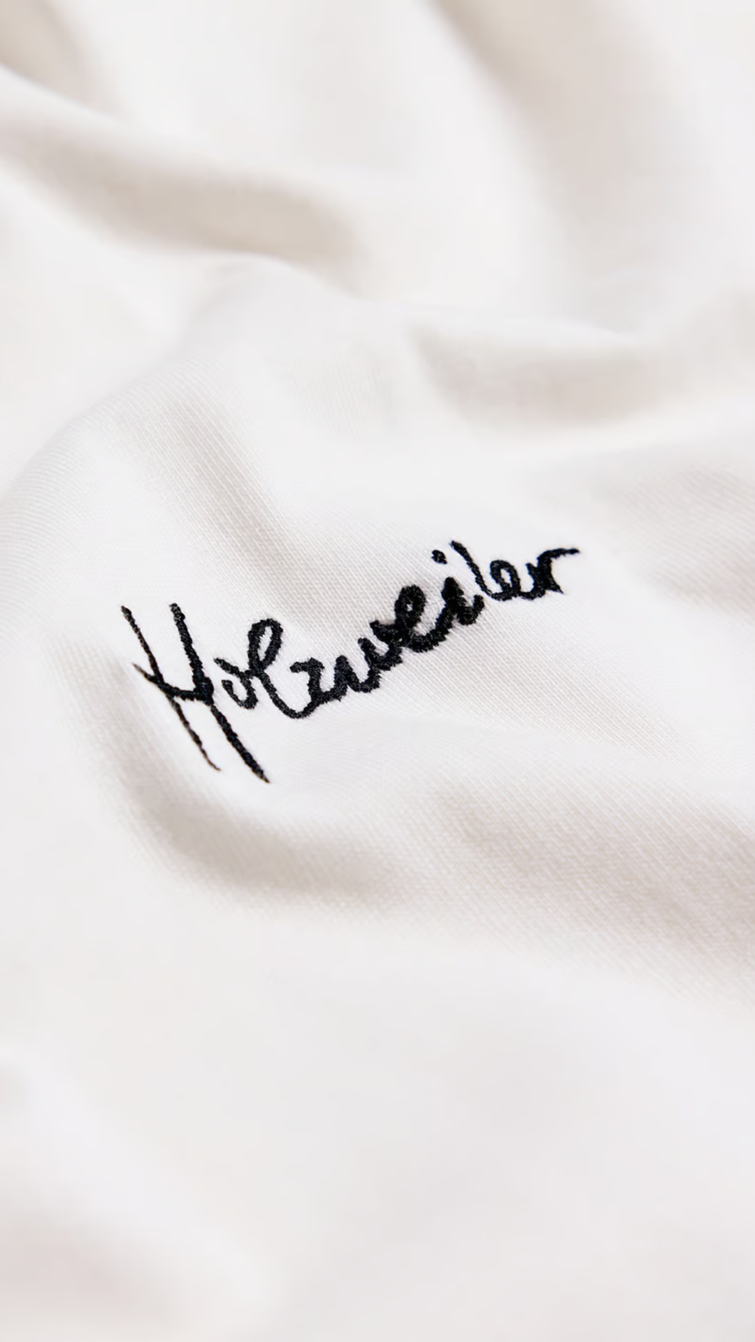 TUCKER EMBROIDERY TEE WHITE