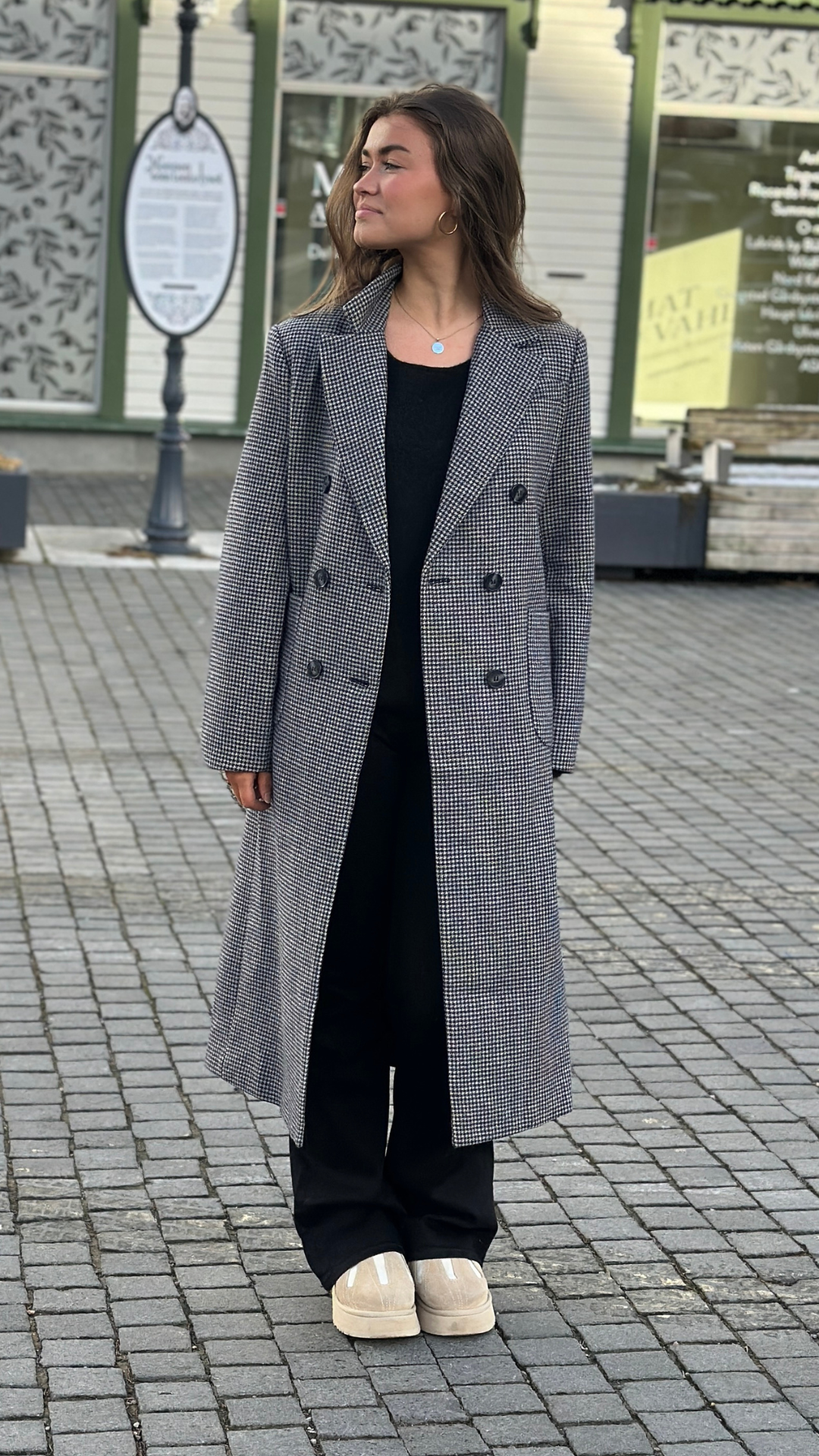 Emma Coat Check