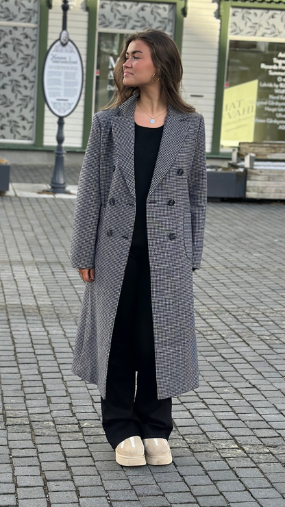 Emma Coat Check