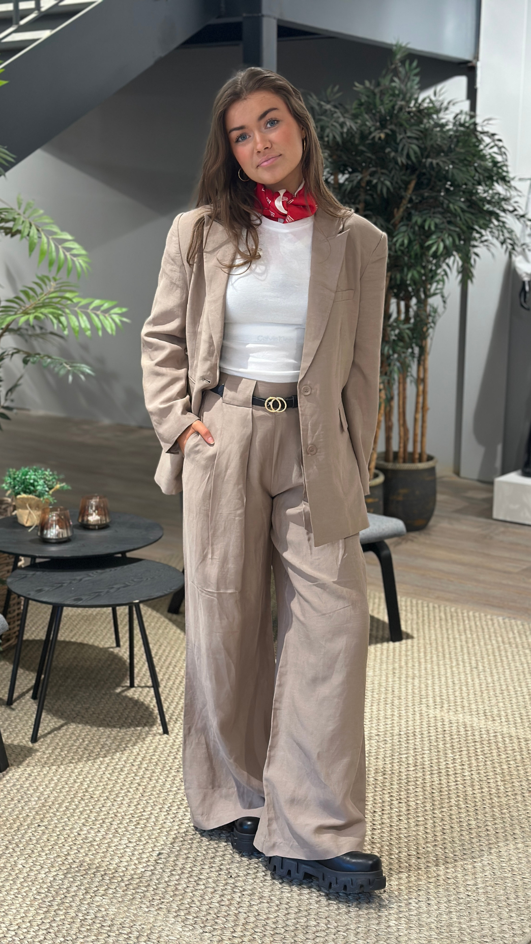 THE KID 25 BLAZER SAND