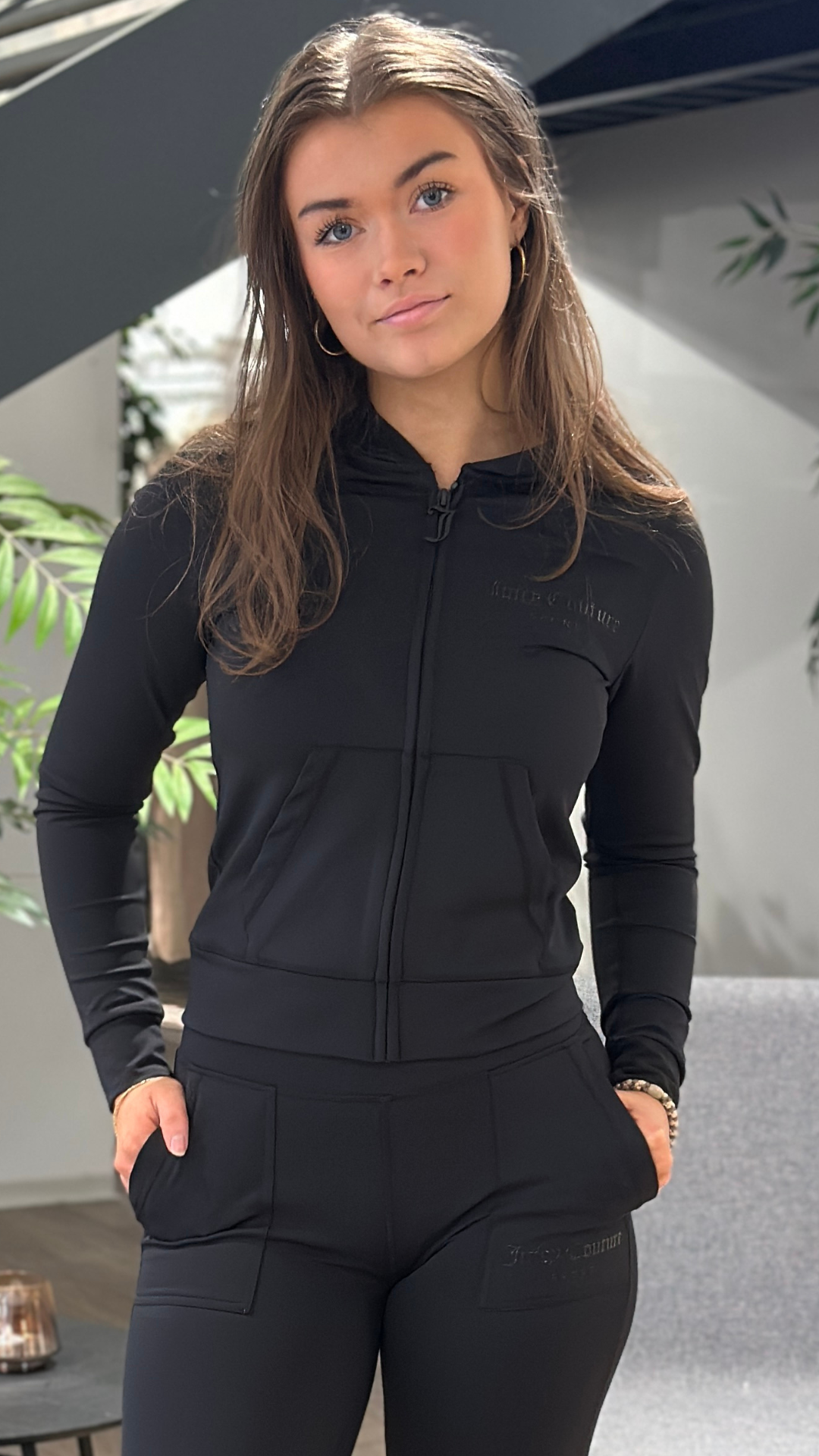 ACTIVEWEAR ENNIS HOODIE BLACK