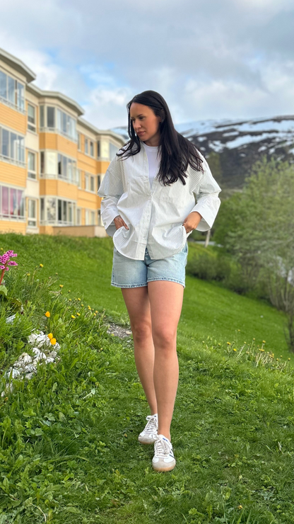 EVA SHORT PASSENGER LIGHT VINTAGE INDIGO