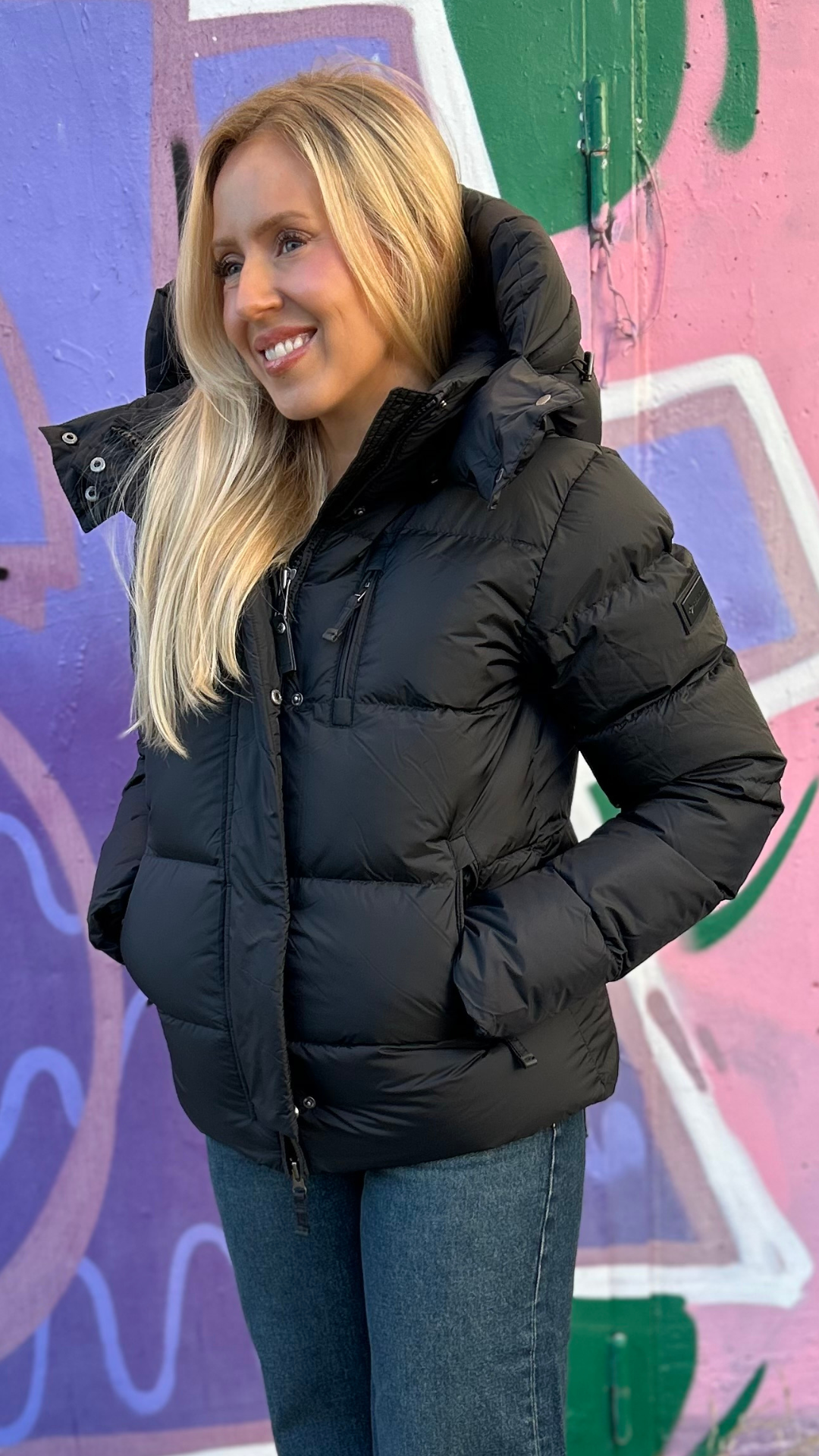 STELLA BLACK