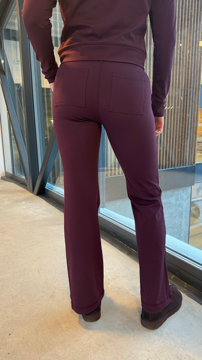 ACTIVEWEAR FARAH LOW RISE LEGGINGS WINESTASTING