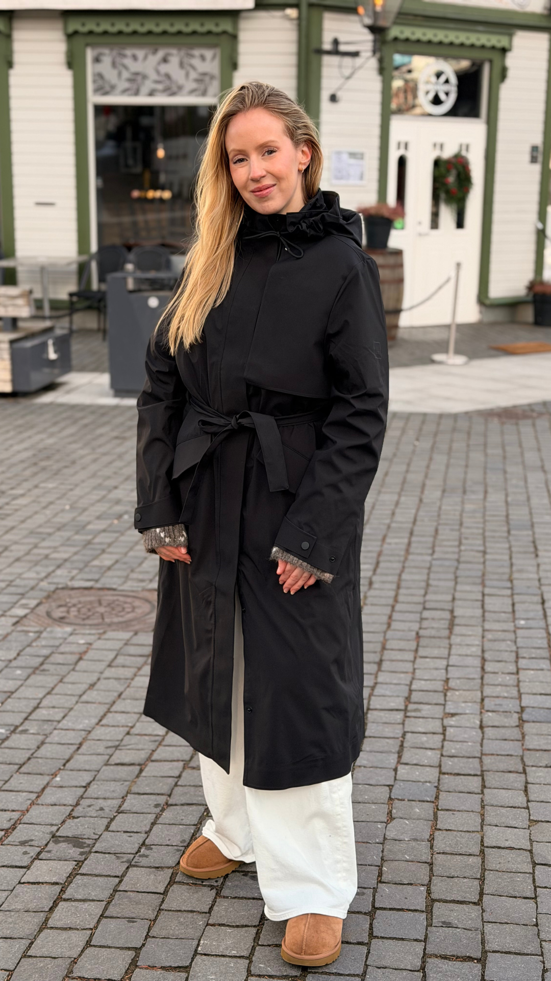 SUVA HARDSHELL TRENCH COAT BLACK