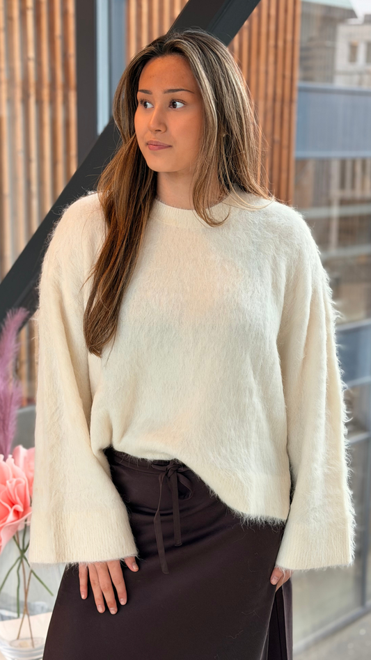PIPER SOLID SWEATER CREME