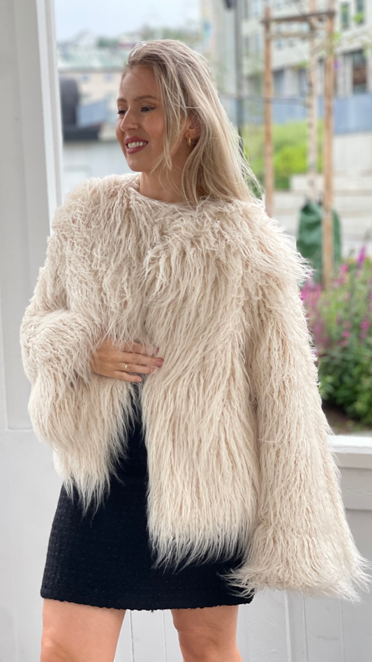 Manda faux fur jacket