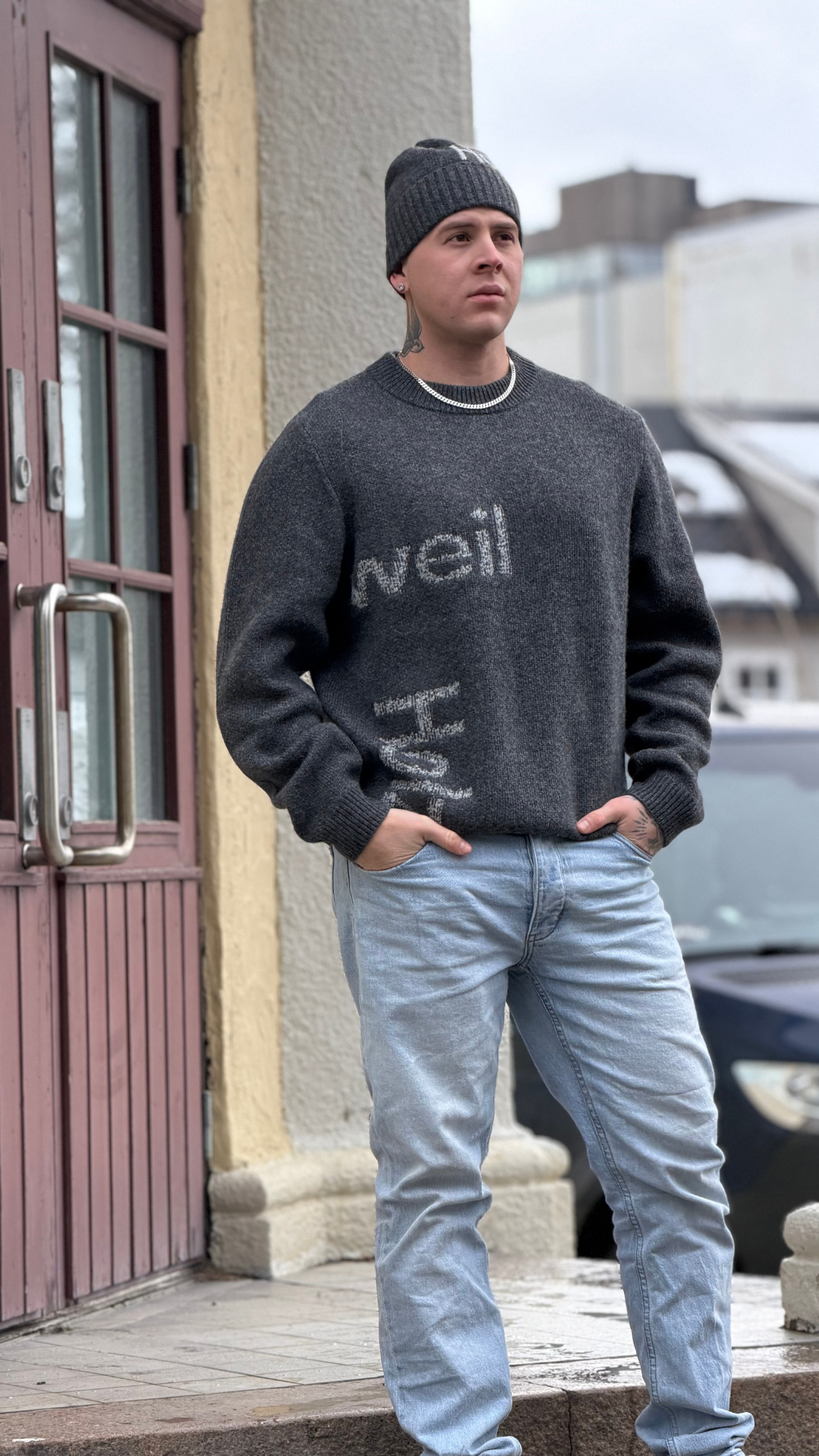 HAZA LOGO CREWNECK SWEATER