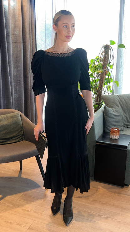 DOROTHY SOLID DRESS BLACK