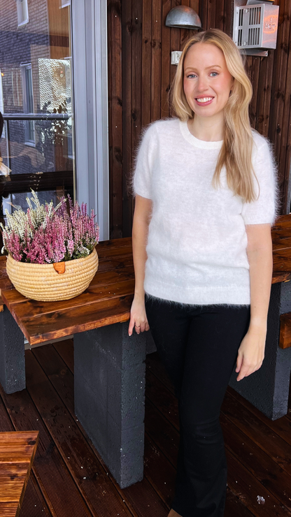 MONROE 24 KNITTED T-SHIRT CREME