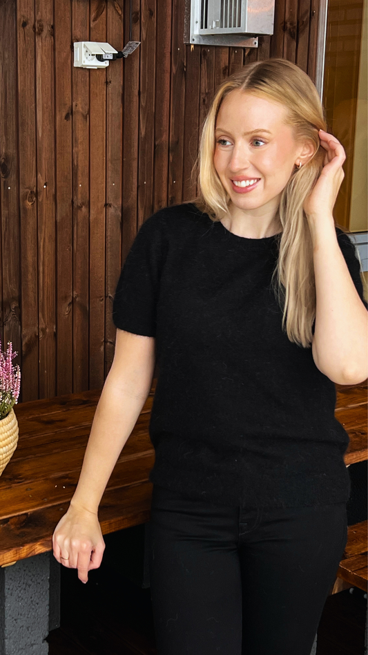 MONROE 24 KNITTED T-SHIRT  BLACK