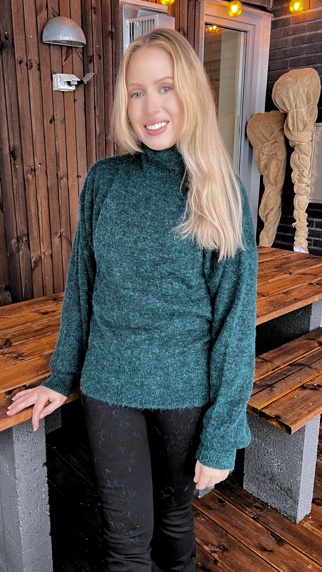 STELLA MOCK NECK RAIN FOREST