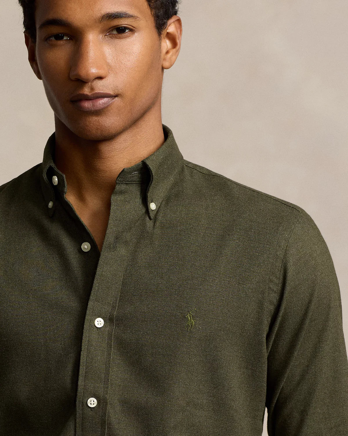 CUSTOM FIT PERFORMANCE TWILL SHIRT ESTATE OLIVE