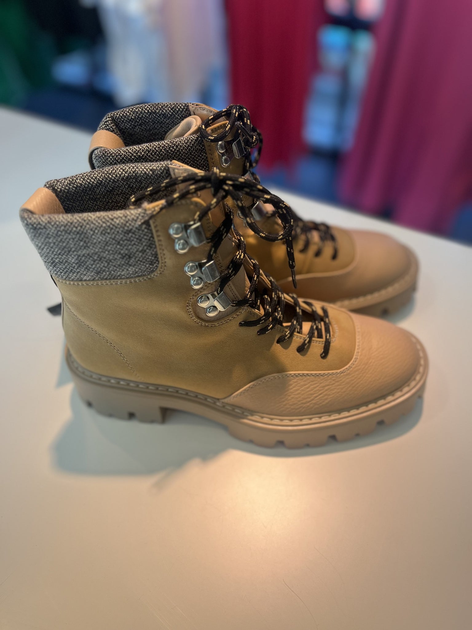 BETTY-2 LACE BOOT PU BEIGE