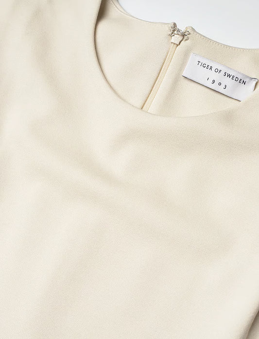 ALEIKA KJOLE ALABASTER