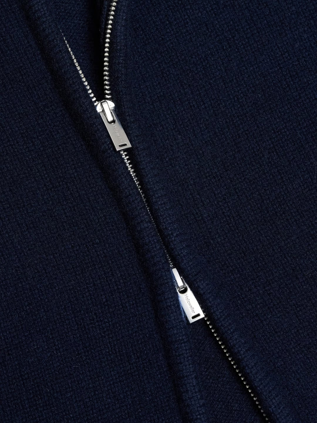 ZIP-UP WOOL CARDIGAN - BLÅ