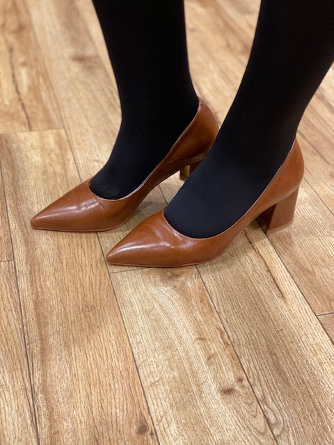 PUMPS LAV BRUN