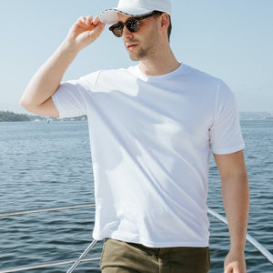 BASIC T-SHIRT HVIT