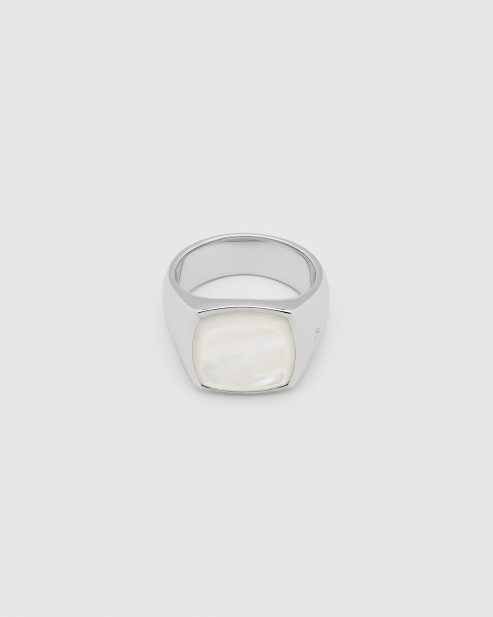 CUSHION WHITE MOP RING