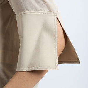 FLAYIA SILKEBLUSE BEIGE