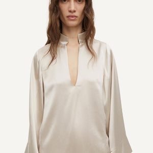 LOMARIA BEIGE BLUSE