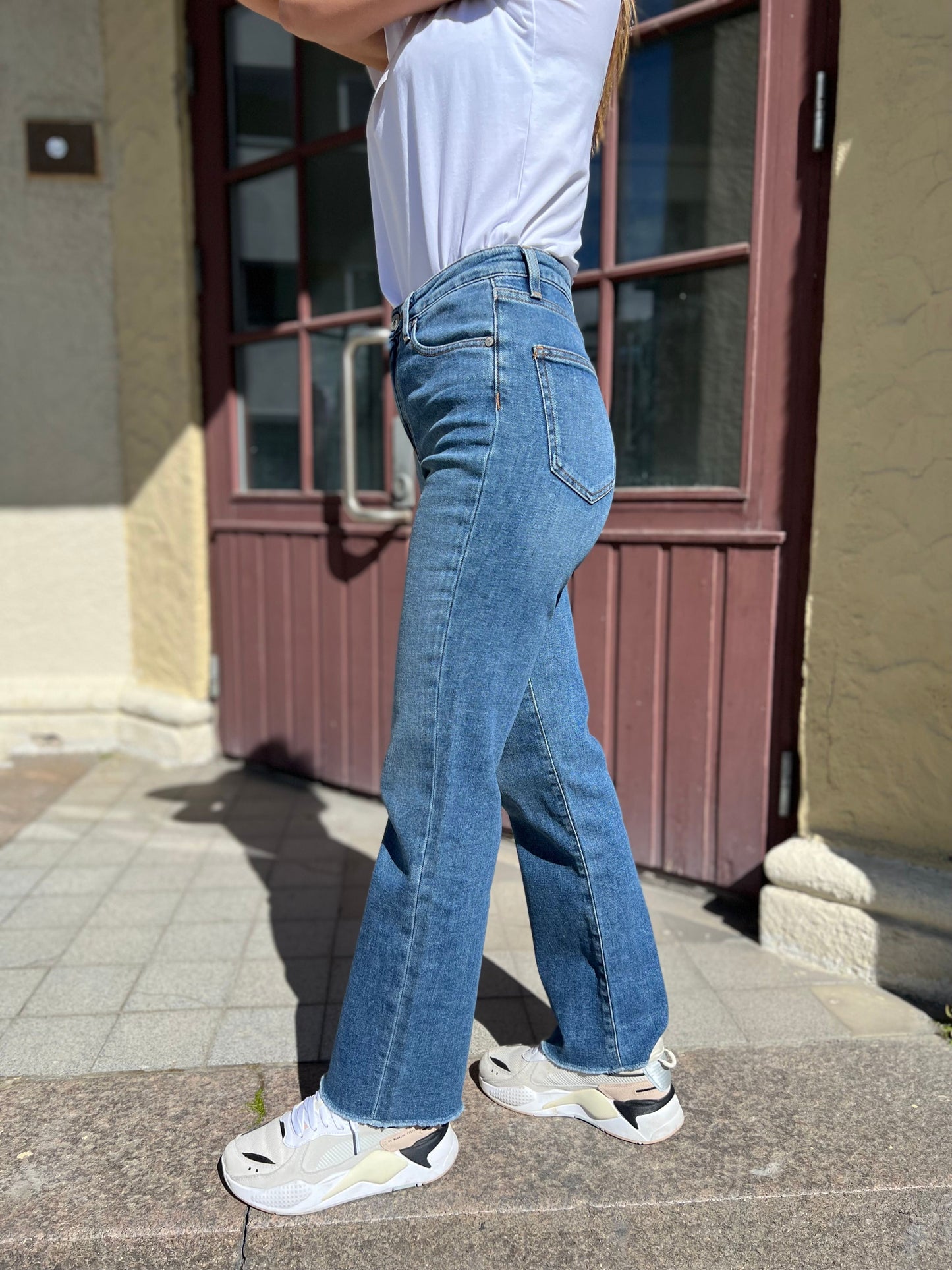 SALOME RECYCLED JEANS BLÅ