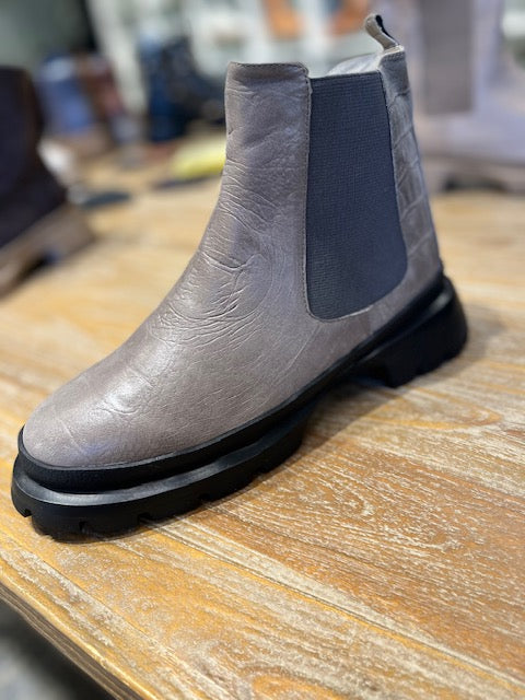 SKOLETT GRÅ CHELSEA BOOT
