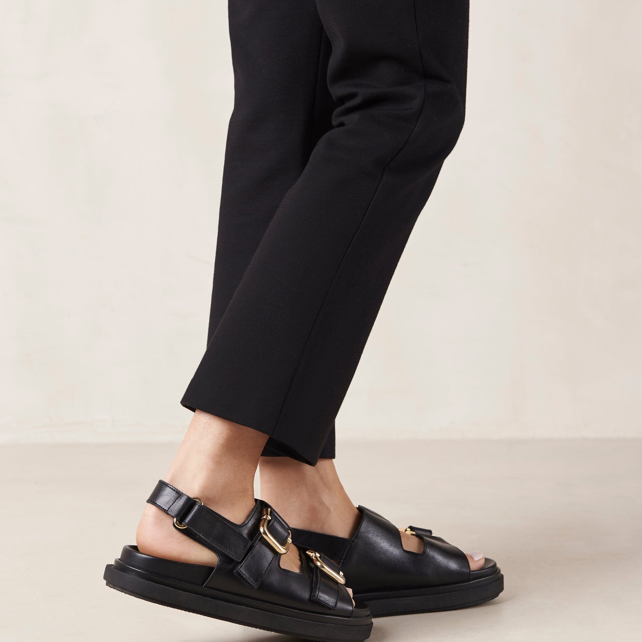 HARPER SANDALER SORT