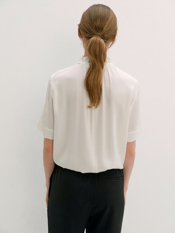 FRACTION KREMHVIT BLUSE