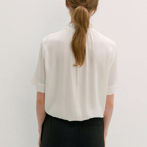 FRACTION KREMHVIT BLUSE